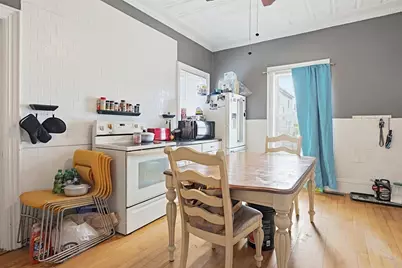 35 Oak St, Lowell, MA 01852 - Photo 7