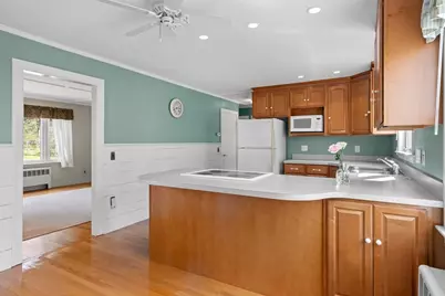557 Main St, West Newbury, MA 01985 - Photo 5