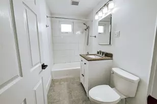 470 E 7th St, Boston, MA 02127 - Photo 11