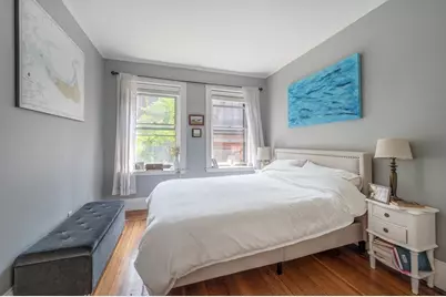 106 Myrtle Street #5, Boston, MA 02114 - Photo 5