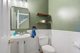 206 Washington St, Northbridge, MA 01534 - Photo 17