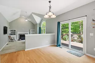 206 Washington St, Northbridge, MA 01534 - Photo 13