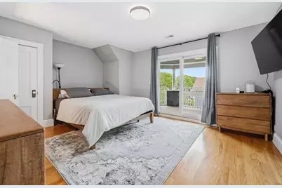 36-38 Florence St #38, Boston, MA 02131 - Photo 19