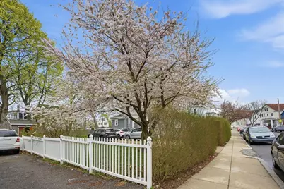 36-38 Florence St #38, Boston, MA 02131 - Photo 33