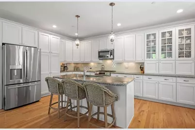 28 Kennedy Rd #B, Gloucester, MA 01930 - Photo 11