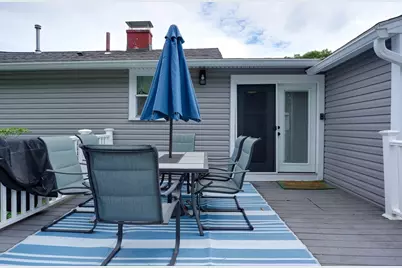 55 Rumford St, Lowell, MA 01852 - Photo 23