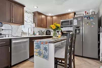 55 Rumford St, Lowell, MA 01852 - Photo 7