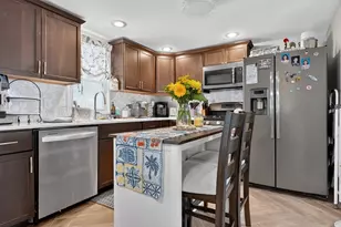 55 Rumford St, Lowell, MA 01852 - Photo 7