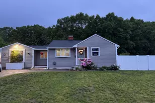 55 Rumford St, Lowell, MA 01852 - Photo 29