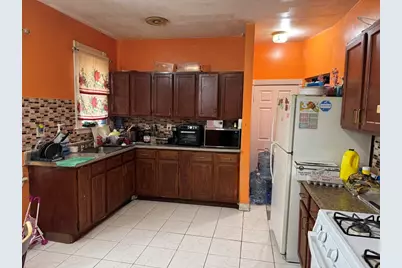 79 Grove, Chelsea, MA 02150 - Photo 17