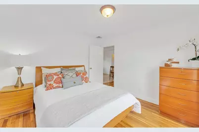 5 Spinney St,  Unit  2 #2, Boston, MA 02132 - Photo 13