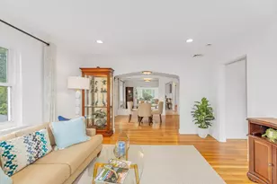 5 Spinney St Unit 2, Boston, MA 02132 - Photo 5
