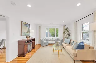 5 Spinney St Unit 2, Boston, MA 02132 - Photo 3