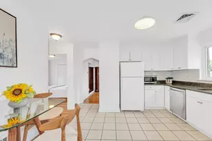 5 Spinney St, Boston, MA 02132 - Photo 7