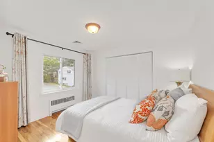 5 Spinney St, Boston, MA 02132 - Photo 9