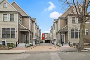 39 Elmwood St, Somerville, MA 02144 - Photo 3