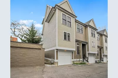 39 Elmwood St #3, Somerville, MA 02144 - Photo 5