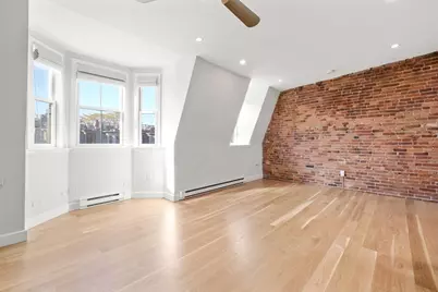 31 Concord Sq #4, Boston, MA 02118 - Photo 9