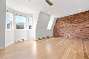 31 Concord Sq, Boston, MA 02118 - Photo 9