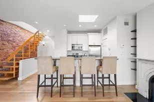 31 Concord Sq, Boston, MA 02118 - Photo 3