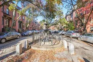 31 Concord Sq, Boston, MA 02118 - Photo 21