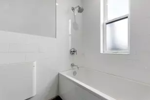 239 Commonwealth Ave, Boston, MA 02116 - Photo 17