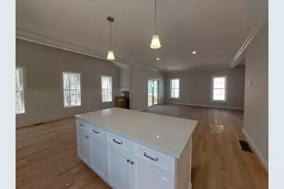 19B Crownshield #19B, Uxbridge, MA 01569 - Photo 5