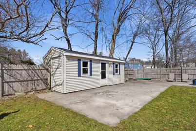 4 Edsel Dr, Burlington, MA 01803 - Photo 33