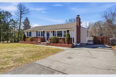 4 Edsel Dr, Burlington, MA 01803 - Photo 3