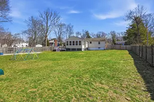 4 Edsel Dr, Burlington, MA 01803 - Photo 31