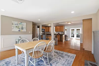 4 Edsel Dr, Burlington, MA 01803 - Photo 5