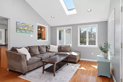 4 Edsel Dr, Burlington, MA 01803 - Photo 13