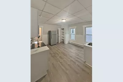 5 Mt Pleasant  Street #3, Worcester, MA 01610 - Photo 3