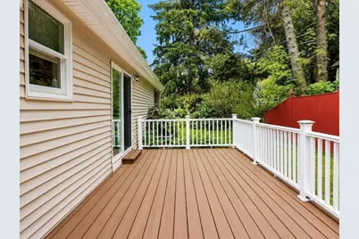 100 Saint Nicholas Ave, Worcester, MA 01606 - Photo 19