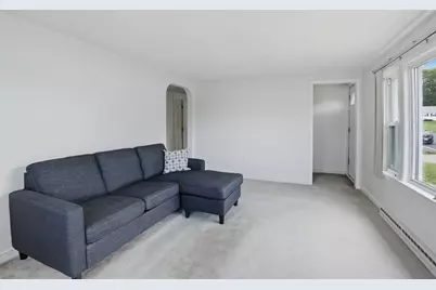 18 Rockwood Lane, Lawrence, MA 01843 - Photo 9