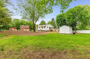 167 Center St, Groveland, MA 01834 - Photo 31