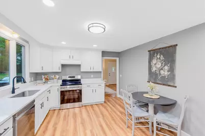 167 Center St, Groveland, MA 01834 - Photo 11