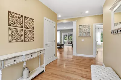 25 Pondview Dr, East Longmeadow, MA 01028 - Photo 5