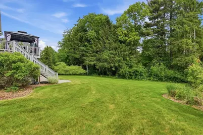 25 Pondview Dr, East Longmeadow, MA 01028 - Photo 35