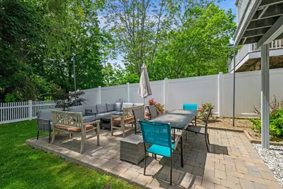 24 Blossom St, Waltham, MA 02451 - Photo 7