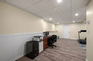 24 Blossom St, Waltham, MA 02451 - Photo 31