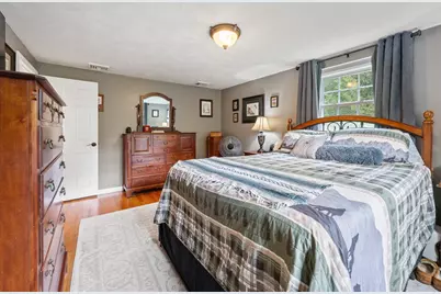 27 Linwood Dr, Wilbraham, MA 01095 - Photo 19