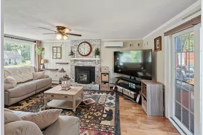 27 Linwood Dr, Wilbraham, MA 01095 - Photo 17