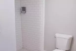 155 Chelsea St, Boston, MA 02128 - Photo 11