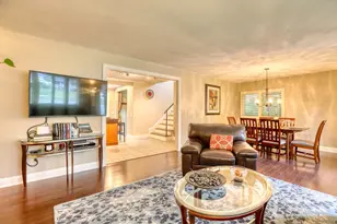 4 Meadow Ln, Danvers, MA 01923 - Photo 11