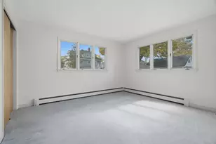 37 Washington Ave, Waltham, MA 02453 - Photo 15