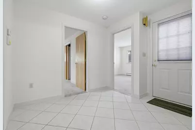 37 Washington Ave #37, Waltham, MA 02453 - Photo 17
