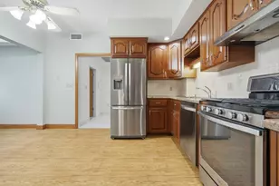 37 Washington Ave, Waltham, MA 02453 - Photo 9