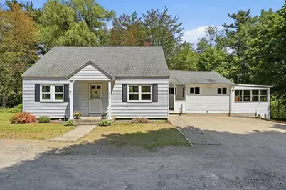 572 Massachusetts Ave, Lunenburg, MA 01462 - Photo 3