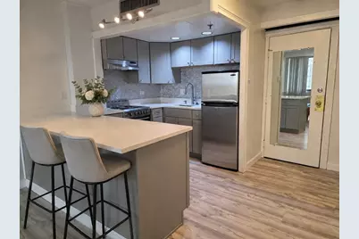 70 Southbridge St #811, Worcester, MA 01608 - Photo 1